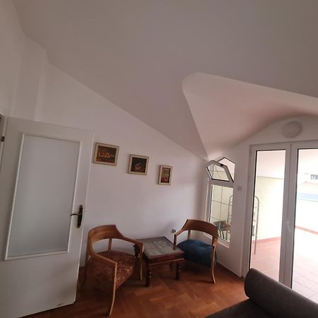 Nerina Apartment Petrovac Екстериор снимка