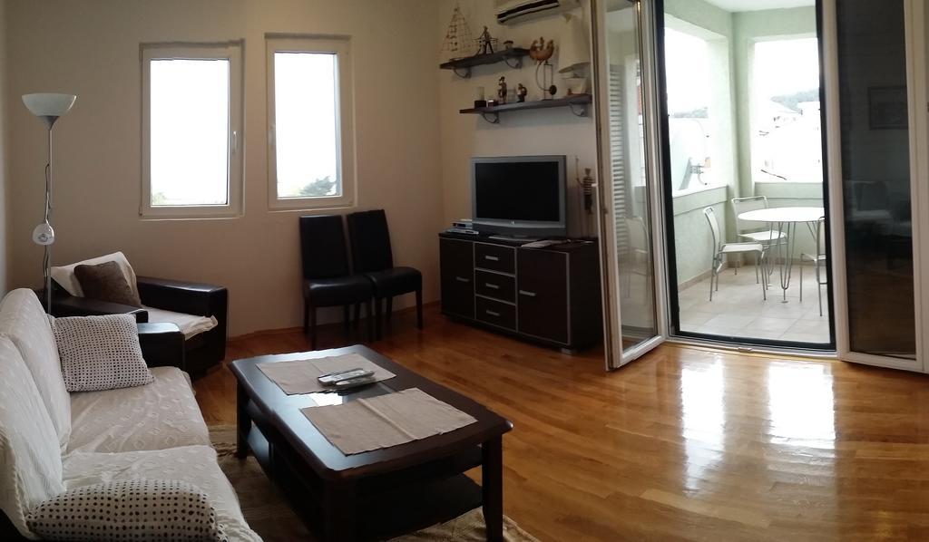 Nerina Apartment Petrovac Стая снимка