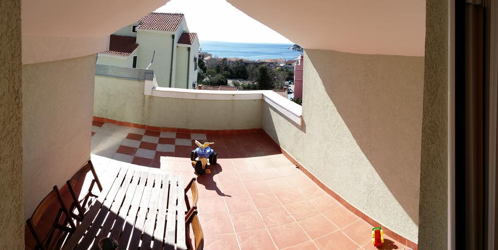 Nerina Apartment Petrovac Екстериор снимка